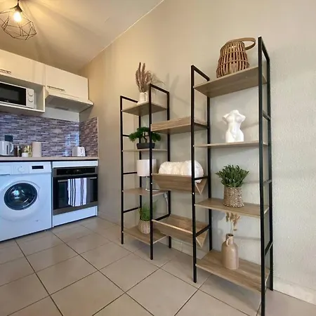 T2 Confort - Parking Gratuit アパート